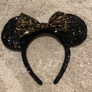 Disney Park Minnie Ears Cheetah Bow